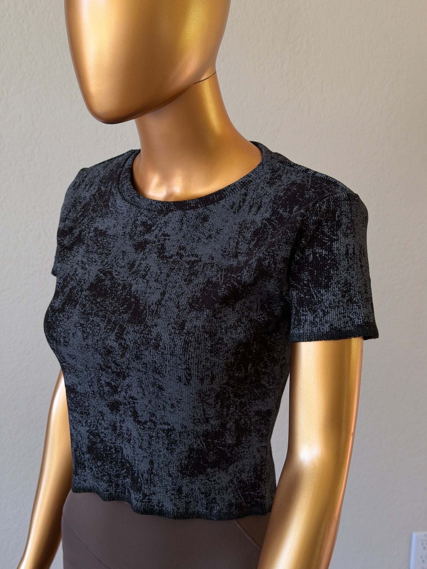 🌼 Women's T-Shirt in Premium Stretch
Rib Knit