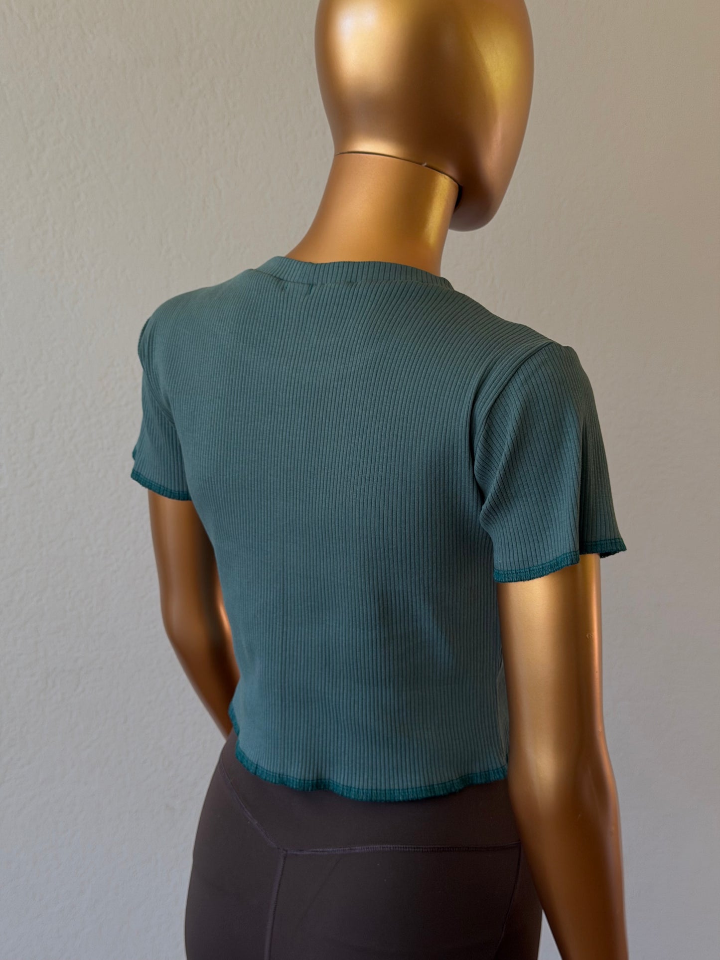 🌼 Women's T-Shirt in Premium Stretch
Rib Knit