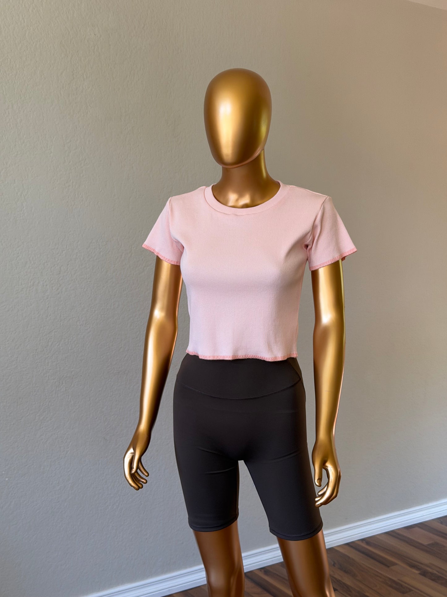 🌼 Women's T-Shirt in Premium Stretch
Rib Knit